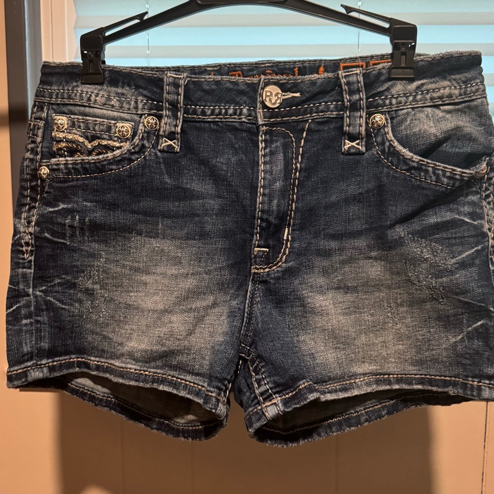 Authentic Hardly Used Rock Revival White Tag Mid Ride Shorts “30